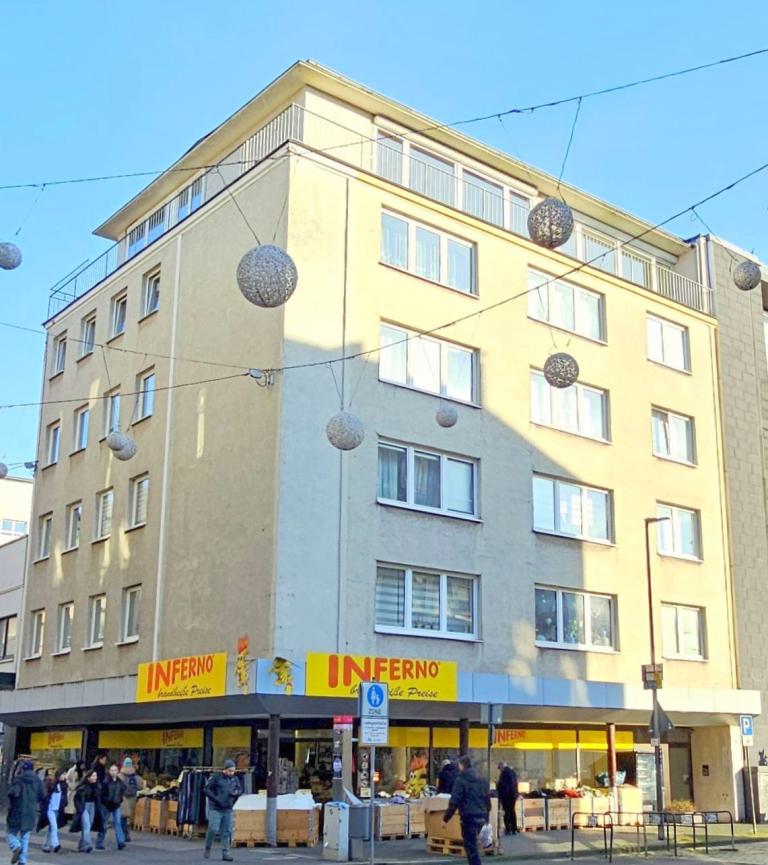 Wohn und Geschäftshaus in 1A-City-Lage von Wuppertal Barmen Kaufpreis: 1.290.000 €, Gesamtfläche ca. 996 m² 